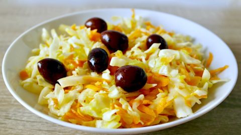 Shredded Cabbage Salad With Pomegranate and Tomatoes Recipe