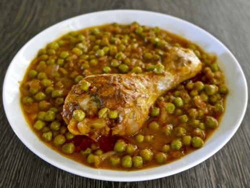 One Pot Greek Chicken and Peas Kotopoulo me Araka