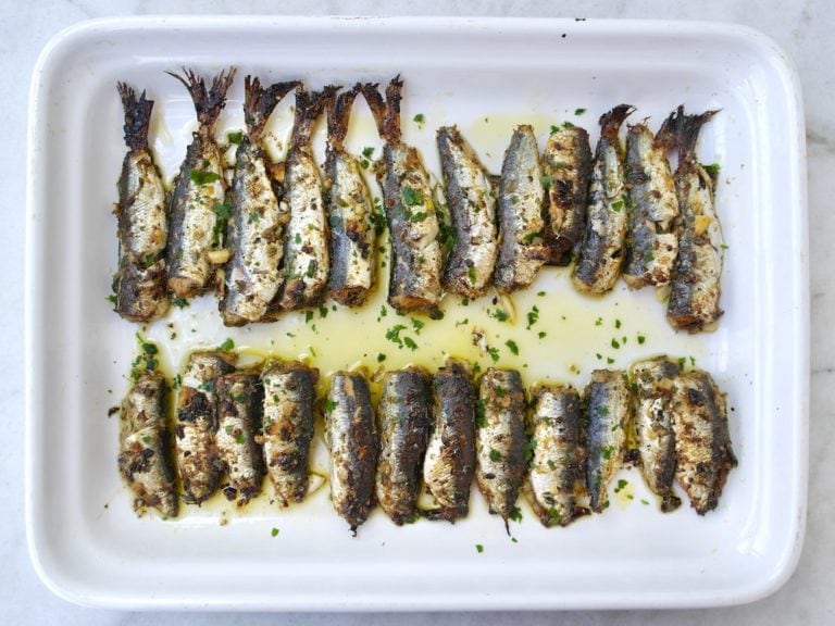 Roasted sardines