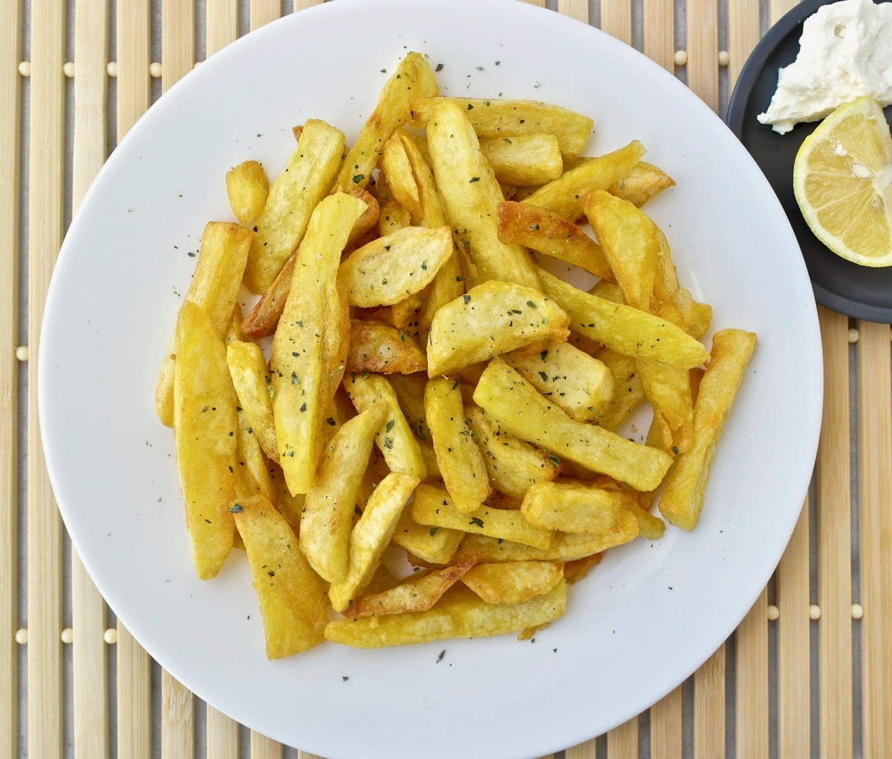 authentic-greek-olive-oil-fries-olive-tomato