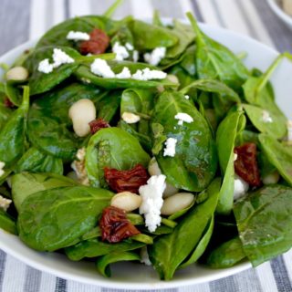 Mediterranean Spinach Salad with Feta and White Beans - OliveTomato.com