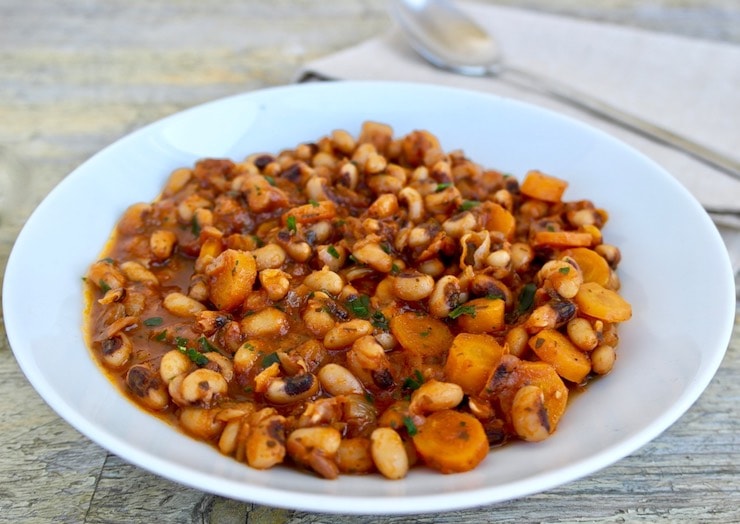 Greek One Pot Black Eyed Peas