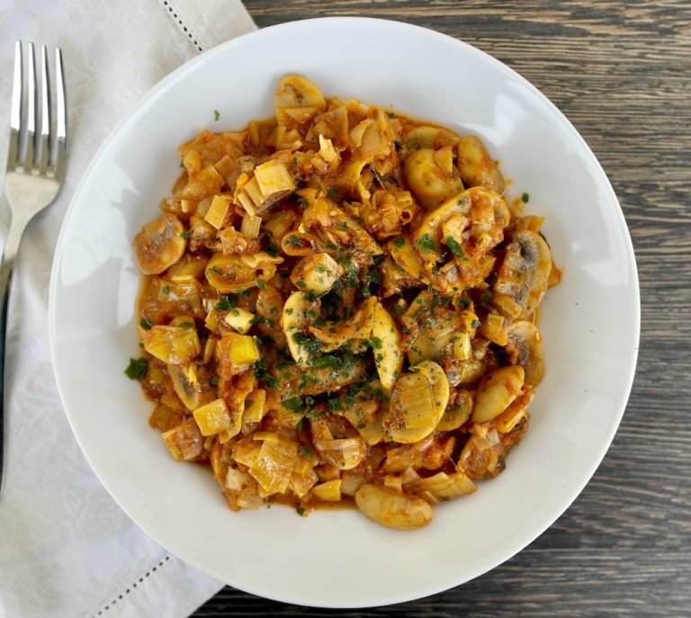 One-pot Mushroom-leek casserole