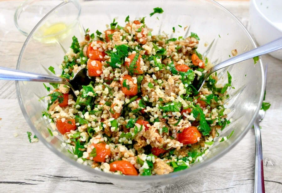 Mediterranean Tuna Salad - Olive Tomato