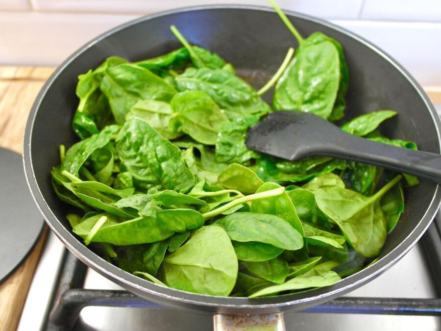 Traditional Spanish Spinach with Chickpeas (Garbanzos con Espinacas) 06